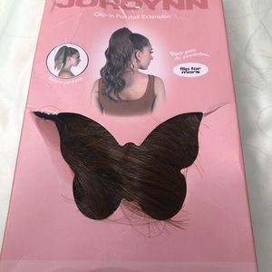 Jordan clip in Ponytail extension